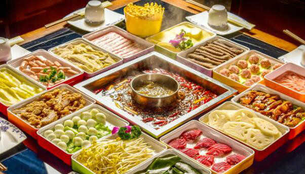 中国十大著名美食，热干面上榜，川菜上榜三样 